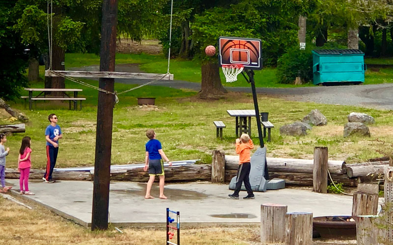 elwha-dam-rv-park-basketball
